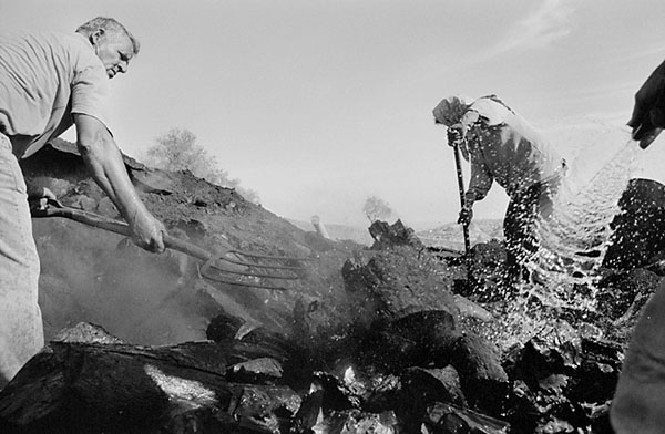 © Thodoris Tzalavras - Charcoal producers in Cyprus